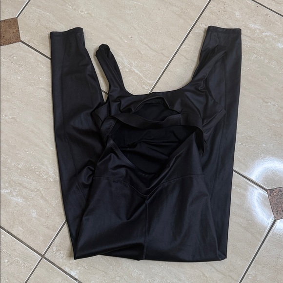 Fabletics - Picture 1 of 1